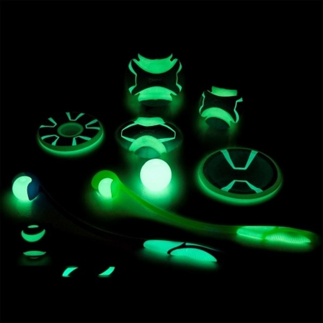 Chuckit Max Glow Range